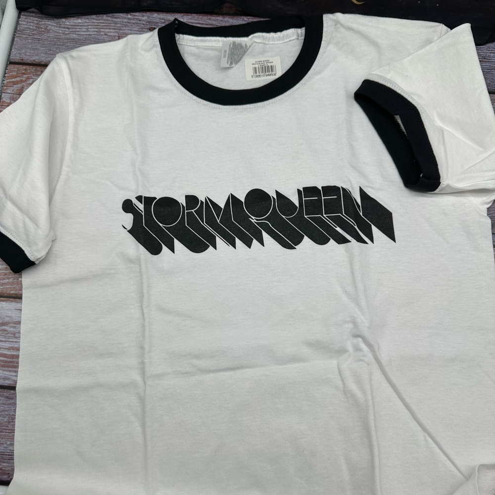 STORMQUEEN Band Men’s Baseball Tee Graphic Print NWOT